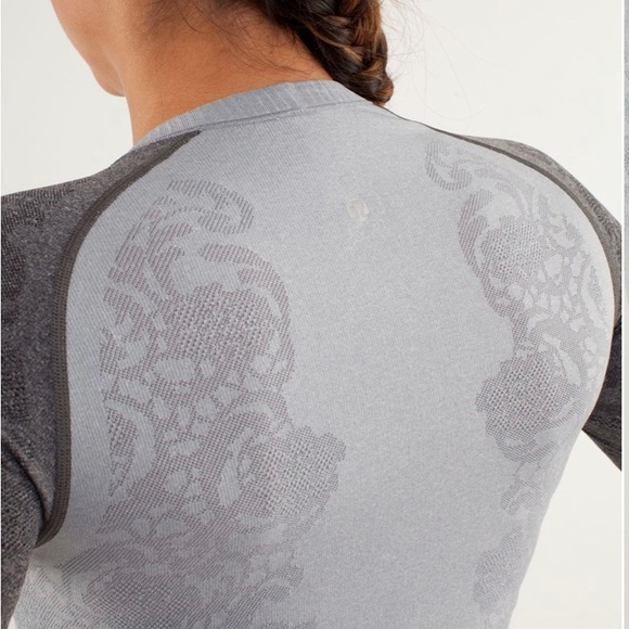 Lululemon Swiftly Tech Long Sleeve Crew - Picture 4 of 13
